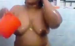 Indian Aunty Bathing