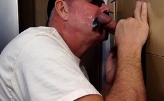 Gloryhole BJ DILF takes load in mouth