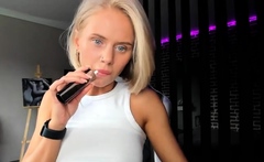 Amateur Blonde Teen Intense Masturbation HD